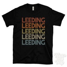 CAMISETA ESTILO RETRO REPETIDO LEEDING Hombre y Mujer Novedad Genial Nombre Regalo
