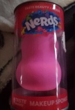 Esponja de maquillaje TASTE Beauty ~ Nerds nueva en caja