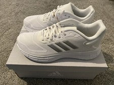Reino Unido 5.5 - Damas Adidas Duramo 10 Entrenadores en Blanco/Blanco