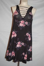 Jr Mujer VESTIDO RECTO NEGRO Rosa Rosas V CUELLO Y ESPALDA Correa Acentos RUE 21 Talla S