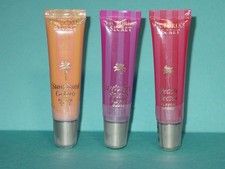 VICTORIA'S SECRET BRILLO DE LABIOS CON SABOR, ADICTO AL BRILLO TOTAL, BRILLO NUEVO *ELIGE*