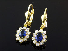 Pendientes pequeños de oro 333 con colgante de circonitas 25 mm de longitud piedras de circonitas