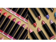 Lápiz labial Covergirl Exhibitionist tu elección de (1) crema metálica demi mate