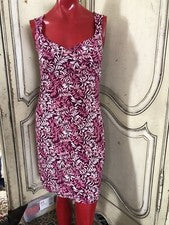 lindo vestido de mujer diseñado por Old Navy talla S figura favorecedora