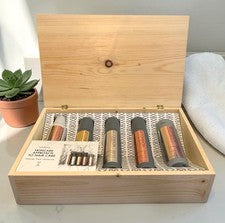 In Common Beauty Lujo Cuidado del Cabello VIP Caja de Madera Juego Completo de 5 Productos Set