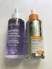 1 suero renovador de retinol y 1 suero facial de vitamina C. 1,7 oz cada uno