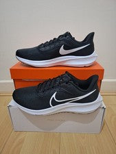 Nike Air Zoom Pegasus 39 Negro Blanco Para hombres UK TALLA 9.5 EU 44.5
