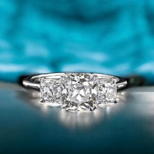 Anillo de compromiso de diamantes de laboratorio de oro cultivado IGI corte c...