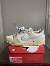 Nike Dunk Low “Sanddrift” Armory Blue Talla 10.5 PARA HOMBRES = 12 MUJERES (HF0106 100)