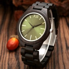 Reloj de cuarzo de bambú hecho a mano de madera natural esfera verde para hombre correa de bambú
