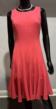 Vestido midi para mujer Ellen Tracy rojo plisado sin mangas con cremallera lateral talla 4