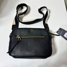 Bandolera bandolera de cuero sintético con guijarros negros para mujer Universal Thread