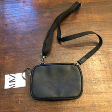 Bandolera pequeña de cuero sintético Zara negra para mujer nueva con etiquetas
