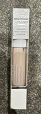 Corrector Iluminador Tono Lacura 2
