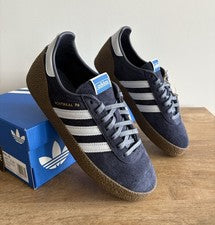 ADIDAS ORIGINALES MONTREAL 76 GAMUZA AZUL JR8372 - TALLA UK 10 - NUEVO CON ETIQUETAS Y CAJA