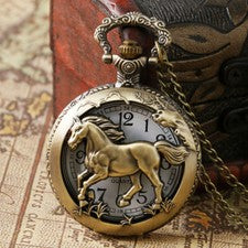 Reloj de Bolsillo de Cuarzo Hueco Caballo Bronce Regalo de Recuerdo de Cumpleaños para Hombres Mujeres