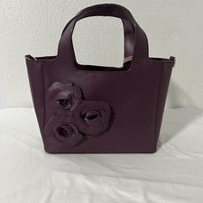 Bolso de Mano BTB Los Angeles Para Mujer Yasmin Pequeño Detalles Florales Parte Inferior Plana Cuero Nuevo con Etiquetas
