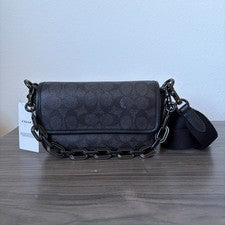 Bolso Bandolera COACH Charter Pequeño con Solapa 18 en Lona Signature Carbón/Negro