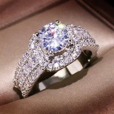 Anillo completo de diamantes de circón cuadrado de plata de ley 925 para mujer