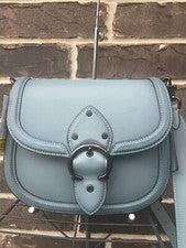NUEVO CON ETIQUETAS $550 COACH Beat Saddle Bag C/b Azul Salvia Cuero Curtido C3738 2 correas