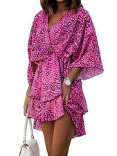 Vestido de mujer con cuello en V, estampado de moda, mangas onduladas y falda, So5322