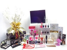 Luxury Beauty Blockbuster Set 2025 - Exclusivo perfume y cesta de maquillaje esencial