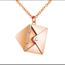 Mensaje Secreto Sobre Collar Cadena Color Oro Rosa Muy Buena Calidad.