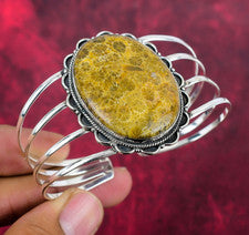 Brazalete Boho Ajustable Plata 925 Hecho a Mano Piedras Preciosas Coral Fósil Amarillo Joyería
