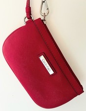 Bolso de mano tipo billetera rojo para mujer Calvin Klein