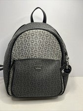 Guess Mujer Mini Mochila Estampado Logo Gris y Negro