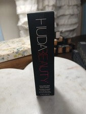 Base en barra de cobertura edificable HUDA BEAUTY #Filtro sintético ~ Amaretti 310G