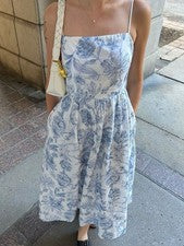 Vestido largo de mujer con estampado floral y tirantes de espagueti