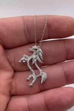 Colgante con dije de belleza de caballo enchapado en oro blanco de 14 quilates diamante redondo creado en laboratorio de