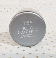 L'oreal LIGHT CATCHER Iluminador en Polvo Brillante ~ LUZ MELOCOTÓN ~ NUEVO