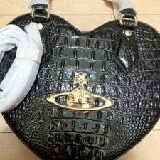 Bolso Vivienne Westwood en forma de corazón negro