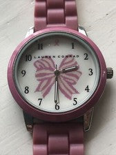 Reloj de concientización sobre el cáncer de mama Lauren Conrad