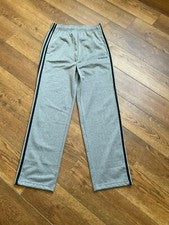 Pantalones deportivos Adidas para hombre talla S gris rendimiento activos. Nuevo con etiquetas