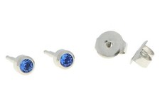 Primer Pendientes Acero Quirujano Estéril para Niño con Piedra en Azul Oscuro