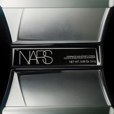 Lápiz labial de alta intensidad NARS Powermatte ~ KISS ME DEATHLY 183 ~ rojo naranja vivo