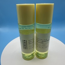 DOS- Solución Iluminadora Diaria Brillo Fin de Semana Versado Mini - 1.7 fl oz NUEVO Sellado