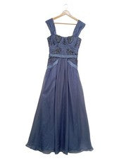 Vestido de noche Young Couture bordado morado talla 36 elegante
