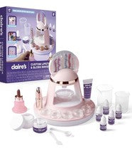 Juego de lápiz labial y brillo de labios personalizado Claire’s - Kit de belleza hágalo usted mismo de 97 piezas