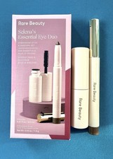 Juego de sombra de ojos y rímel Rare Beauty Selena's Essential Eye Duo - Nuevo