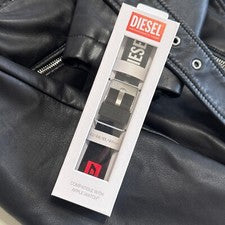 Correa de silicona negra DIESEL para Apple Watch 42/44/45/46/49 mm DSS0011
