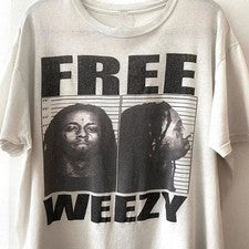 Camiseta Remake Free Weezy estilo básico años 90 blanca camiseta unisex