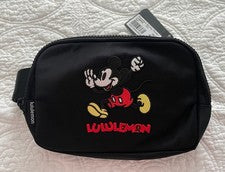 Bolso Cinturón Lululemon X Disney Everywhere Nuevo Con Etiqueta