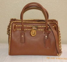 NUEVO CON ETIQUETAS BOLSO CARTERA MICHAEL KORS BATIDO HAMILTON EW 30S5GHWS7L EQUIPAJE ORO OSCURO
