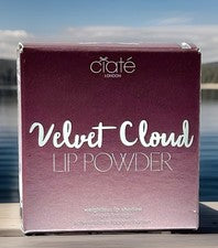 Sombra de labios sin peso Ciaté London VELVET CLOUD LIP POWDER FELIZ TOTALMENTE NUEVA