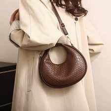 Bolso de Hombro Premium para Mujer Nuevo Moda Diseño de Nicho Bolso Mensajero Simple