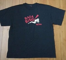 Camiseta gráfica promocional vintage 2000 de Los Soprano “Bada Bing” para hombre